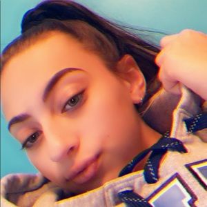 Meet your Posher, Ashlee